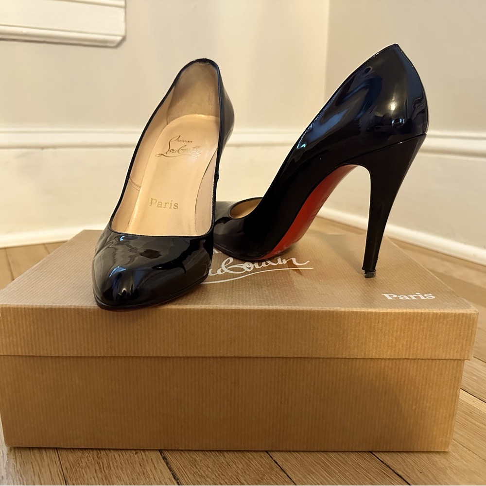 Beautiful Christian Louboutin heels!